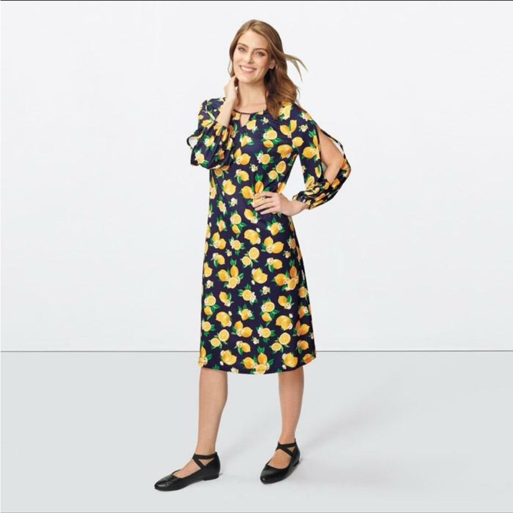 Avon Floral Lemon Print Dress. NWT. - Picture 2 of 3